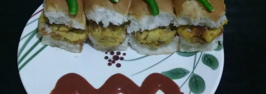 वड़ा पाव | Vada pav | Wada Pao | Vegetarian Fast Food | Famous Indian Snack